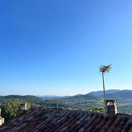 Charming House With Rooftop - Casa de Férias Gassin